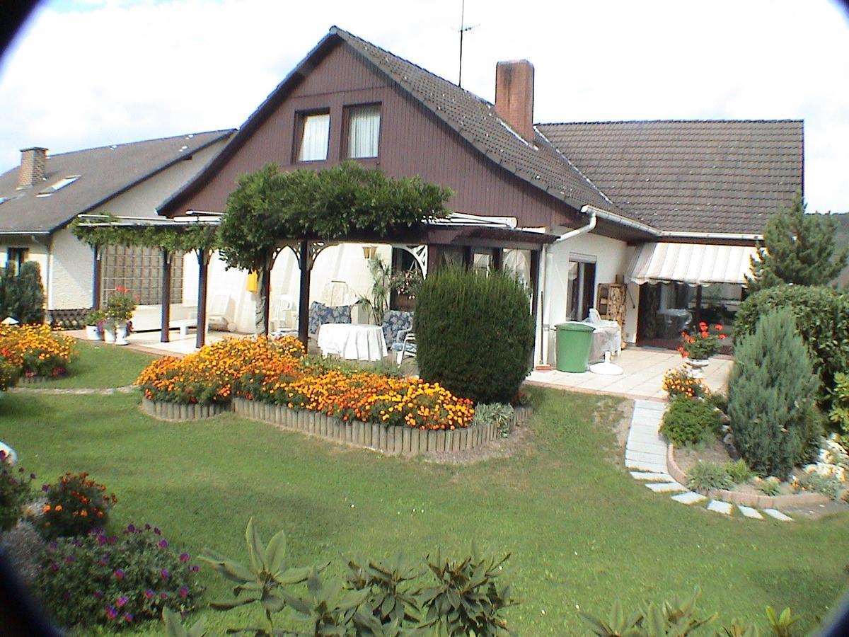 Gaestehaus Am Ahornweg Bernkastel-Kues Bagian luar foto